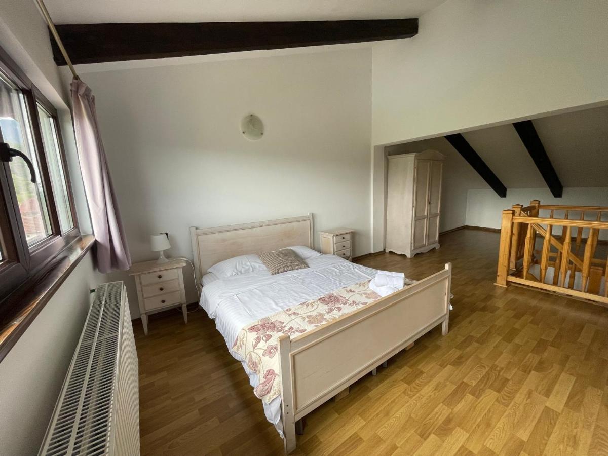 Pensiunea La Maison Bran  Exterior foto
